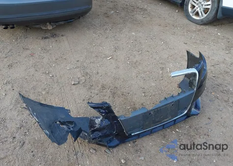 2011 Audi A4 2.0T Premium z USA, uszkodzony, nr VIN WAUBFAFL2BN014208